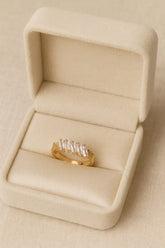 Zircon Ring-147 (White)